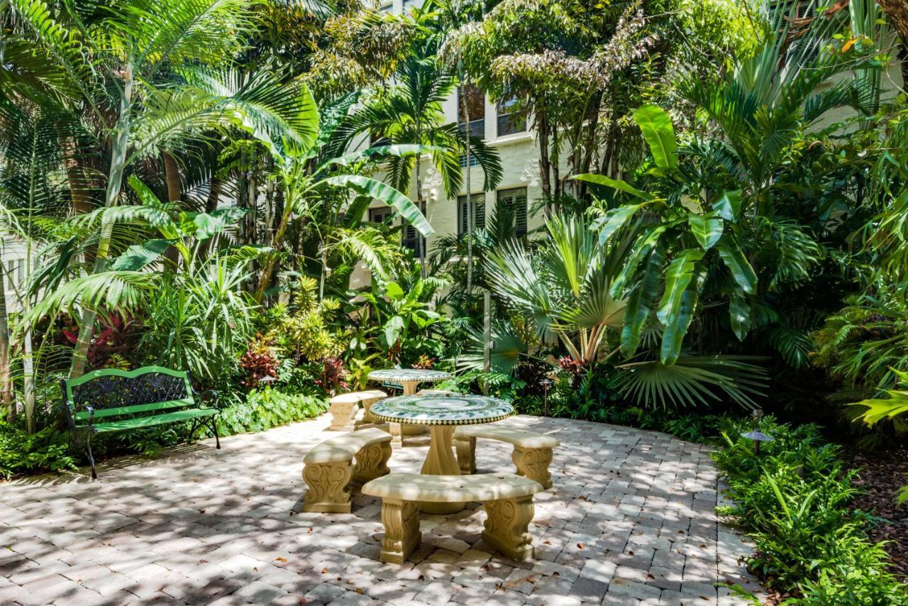 Tropicals Of Palm Beach Exterior foto